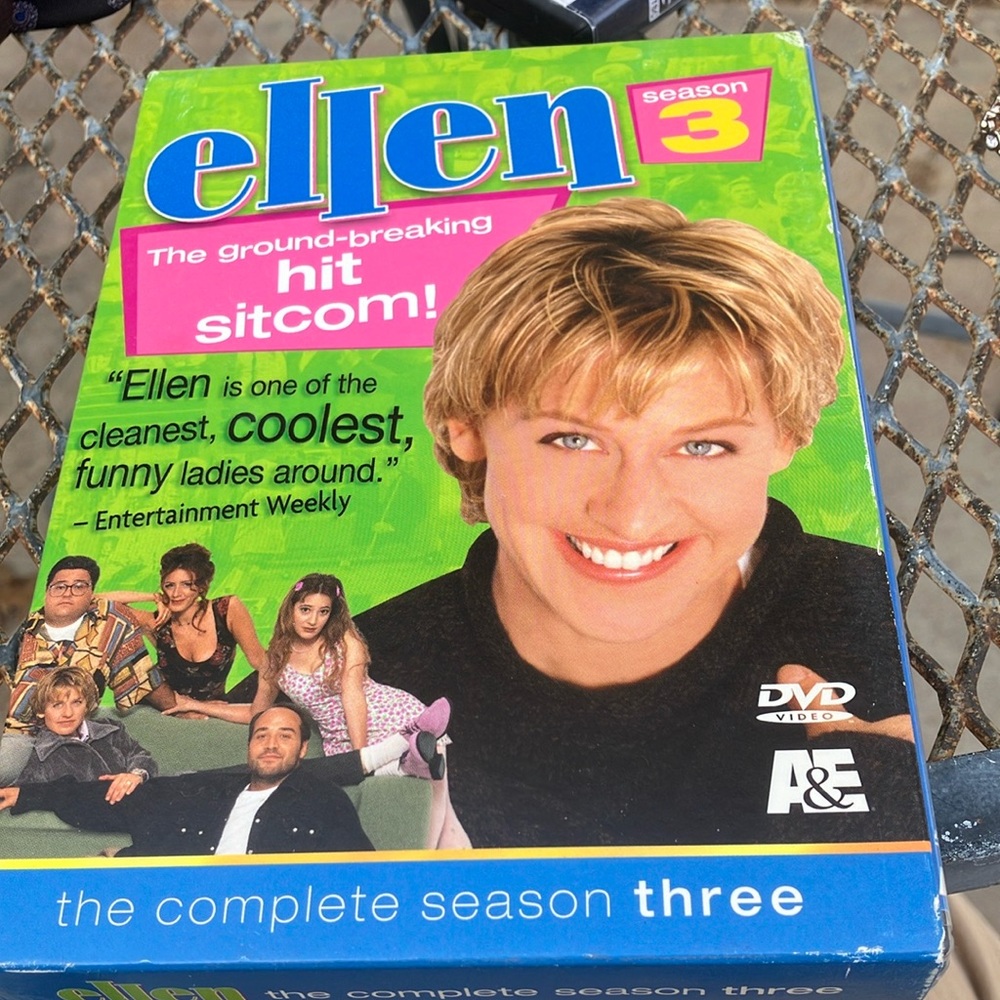 Ellen season 3 dvd set